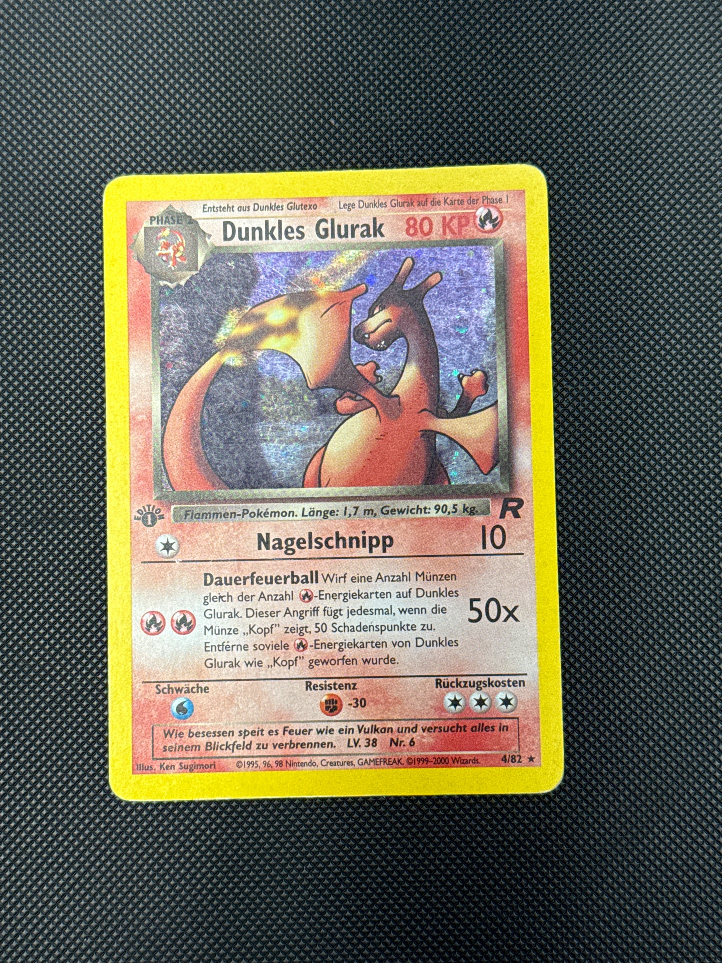 Pokemon Dunkles Glurak 4/82