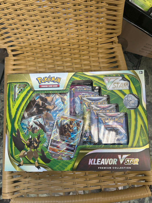 Pokémon Kleavor V Star premium Collection Box