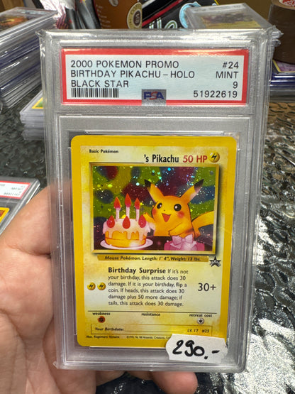 Birthsday Pikachu Holo Erstausgabe psa 9