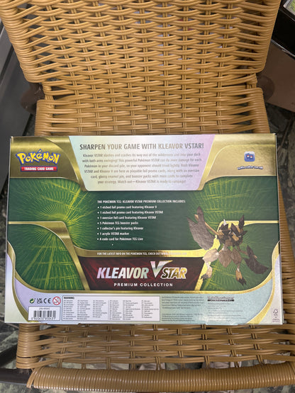 Pokémon Kleavor V Star premium Collection Box