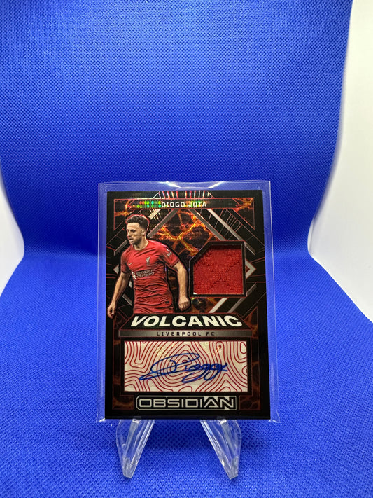 Diogo Jota 2022-23 Obsidian Volcanic Patch Auto /44