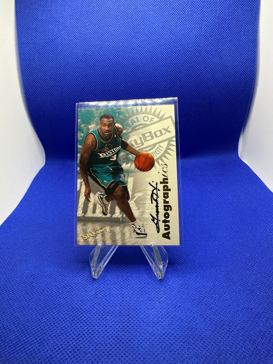 Grant Hill 1997 Skybox Autographics