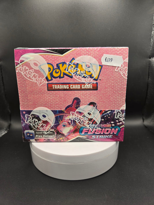 Pokémon Fusion Strike Display