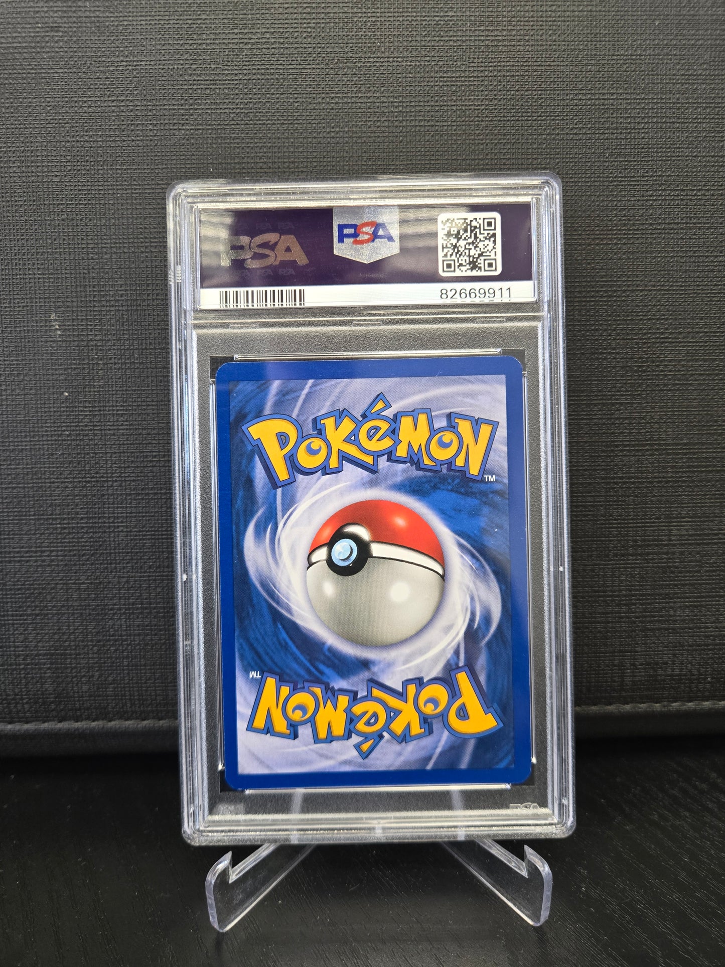 Pokémon Zapdos B2 20 PSA9